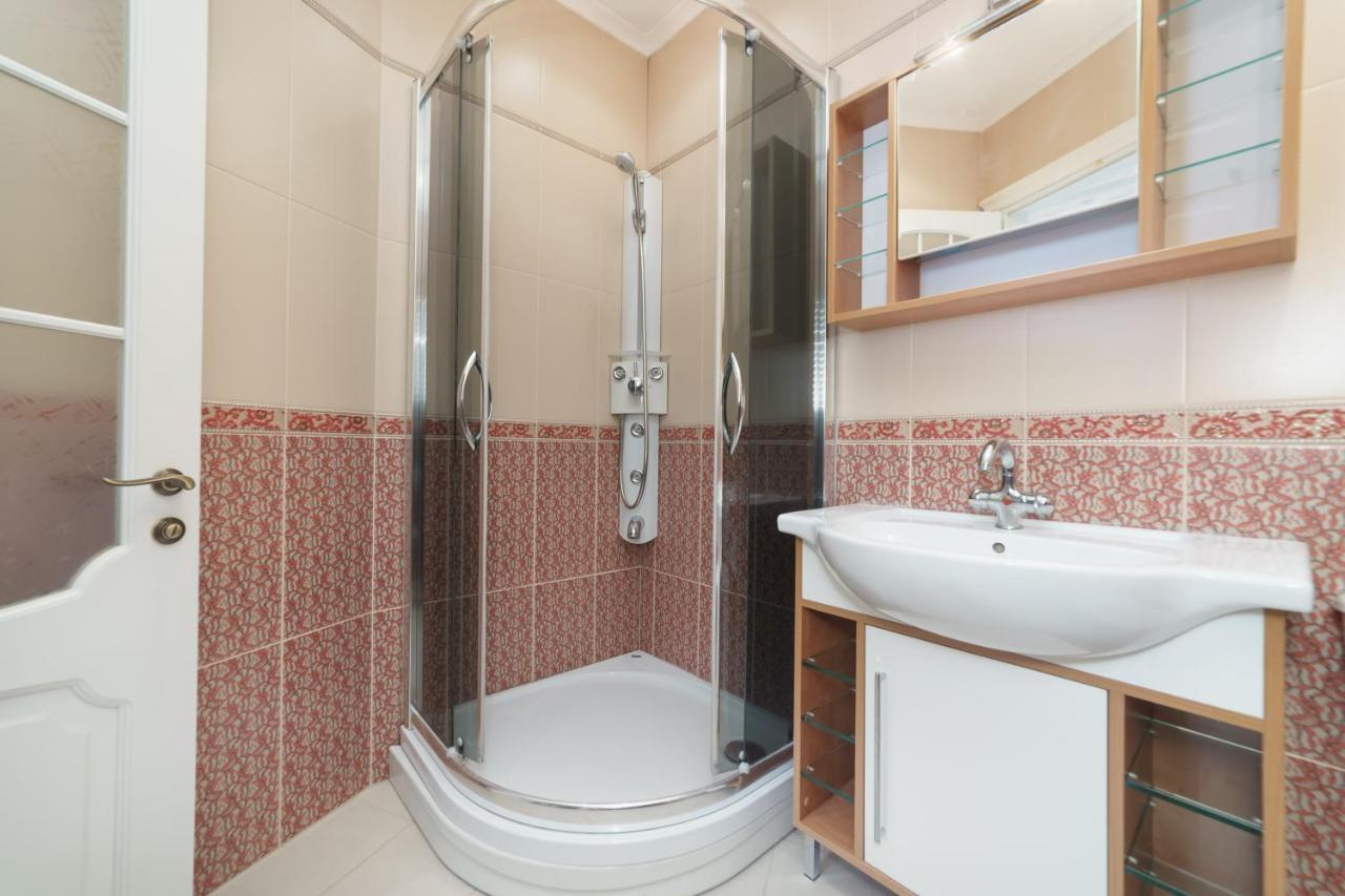 Katerynyska 2 Level Apartment With Sauna Odessa Exterior foto
