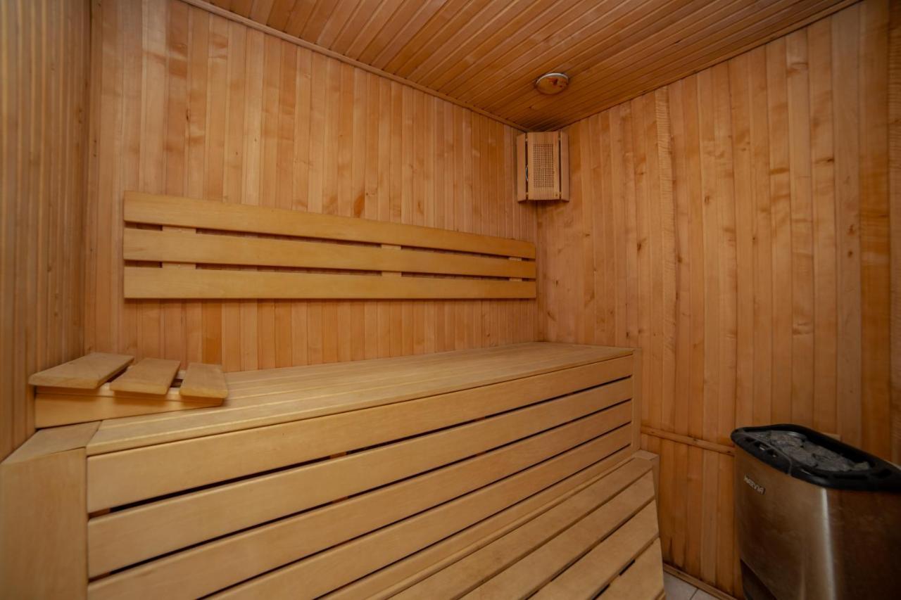 Katerynyska 2 Level Apartment With Sauna Odessa Exterior foto
