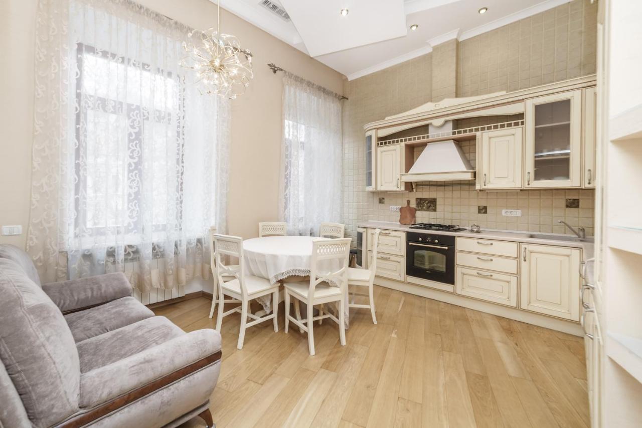 Katerynyska 2 Level Apartment With Sauna Odessa Exterior foto