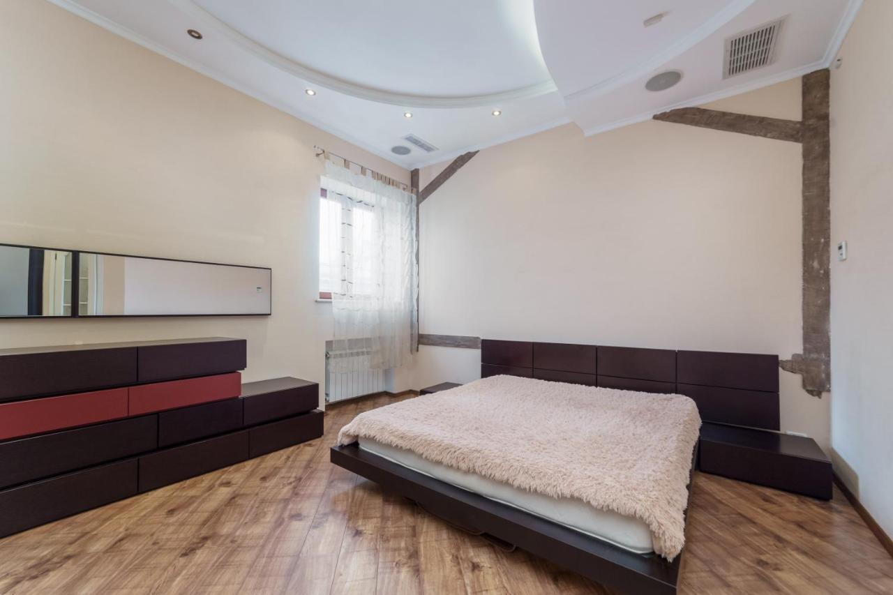 Katerynyska 2 Level Apartment With Sauna Odessa Exterior foto